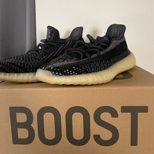 Yeezy Boost 350 V2 Asriel